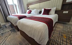 Double Bedroom Studios